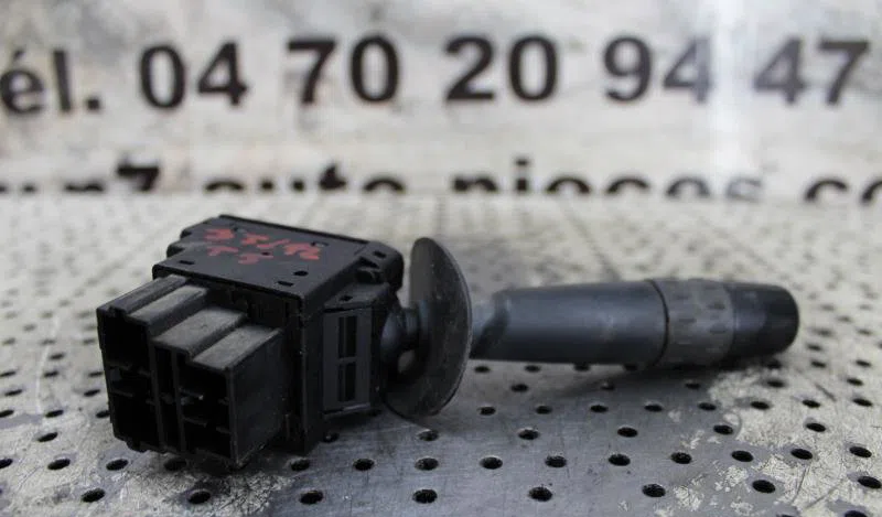 Interrupteur commande de phares PEUGEOT 405 PHASE 2 occasion