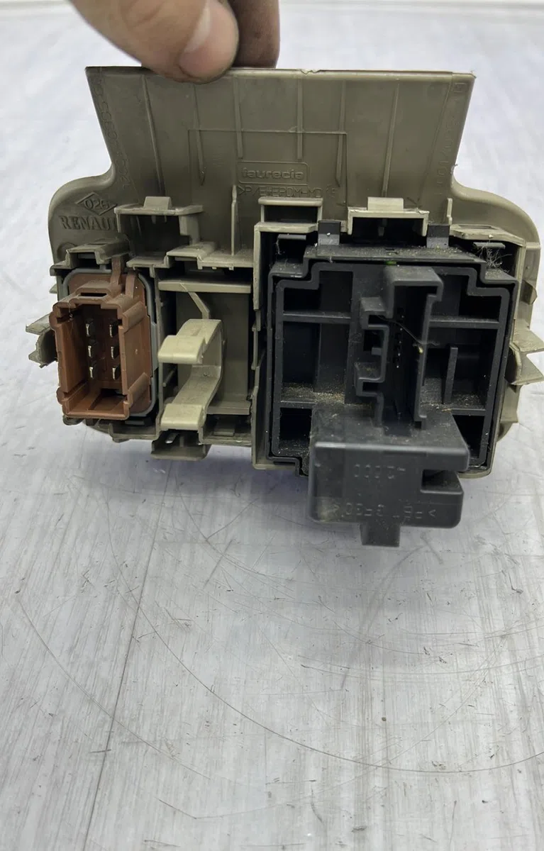 Interrupteur commande de phares RENAULT GRAND SCENIC 2 PHASE 2 occasion
