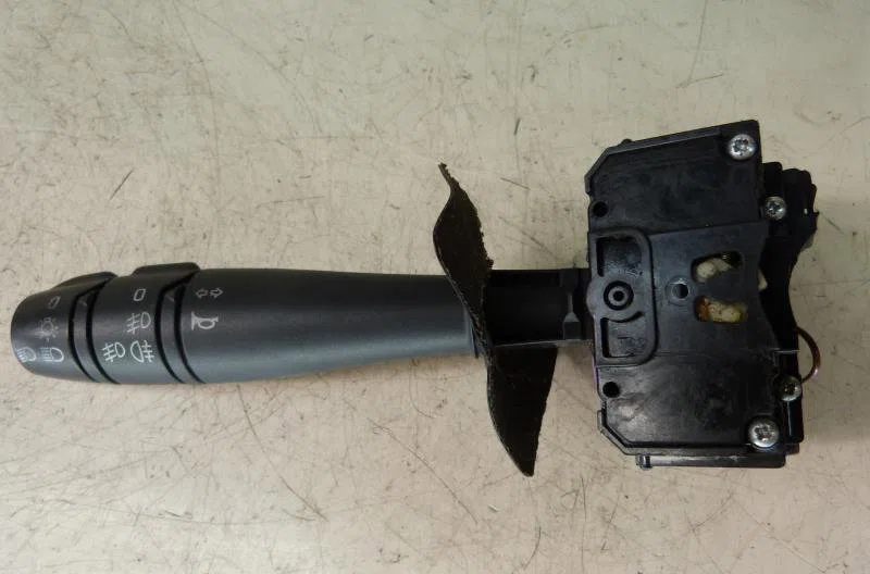 Interrupteur commande de phares RENAULT LAGUNA 1 PHASE 2 BREAK occasion