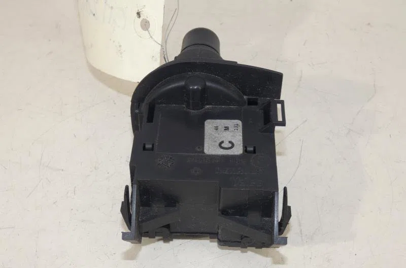 Interrupteur commande de phares RENAULT SCENIC 2 PHASE 2 occasion