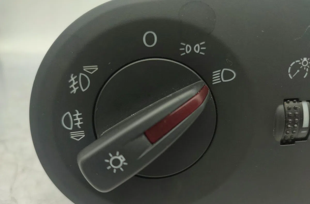 Interrupteur commande de phares SEAT IBIZA 4 PHASE 1 occasion