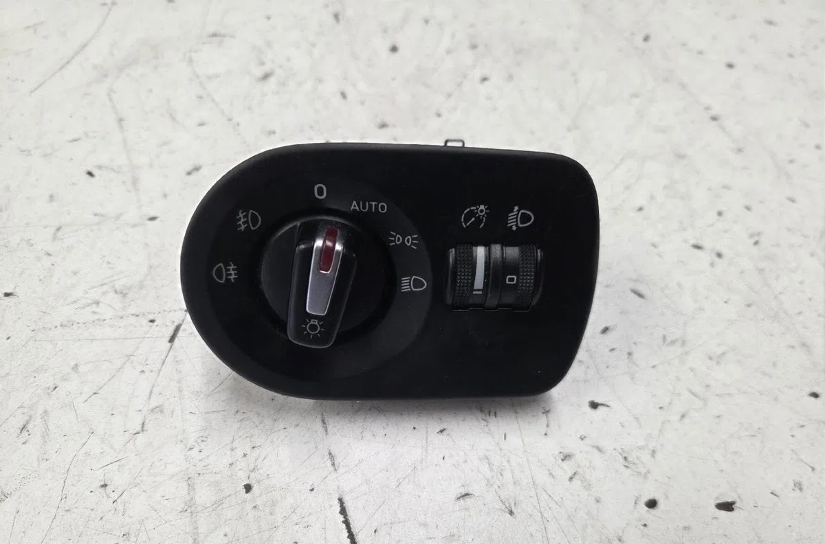 Interrupteur commande de phares SEAT LEON 2 PHASE 2 occasion