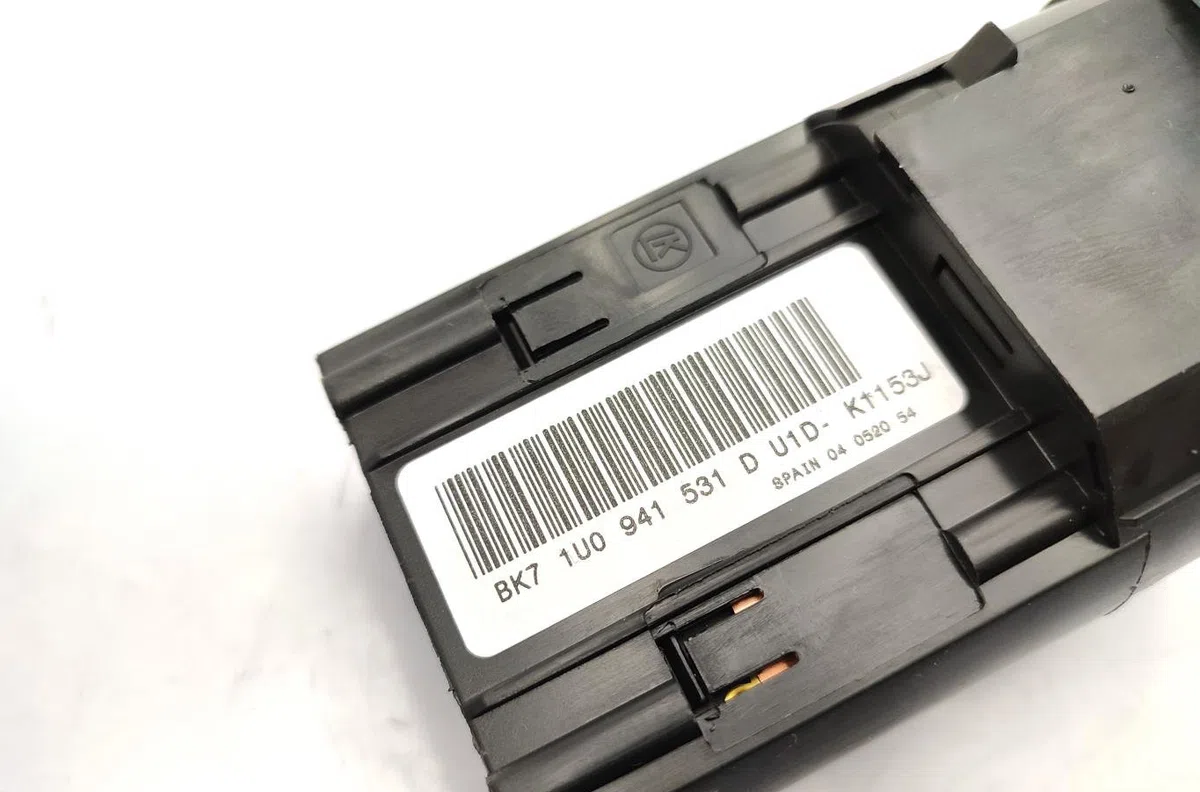 Interrupteur commande de phares SKODA FABIA 2 PHASE 2 occasion