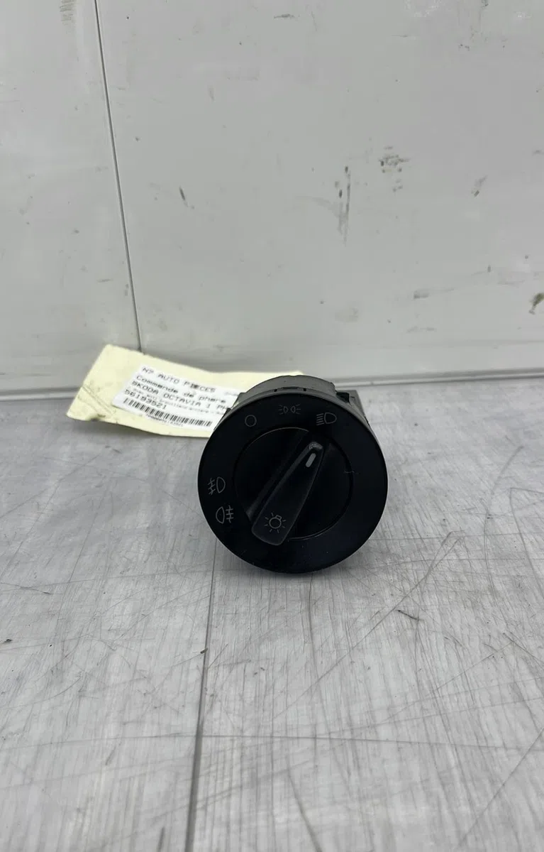Interrupteur commande de phares SKODA OCTAVIA 1 PHASE 2 occasion