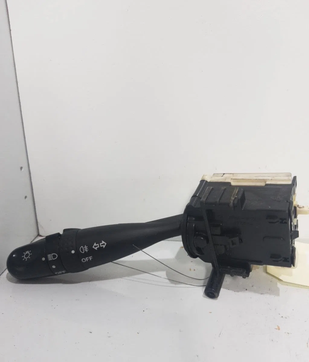 Interrupteur commande de phares SUZUKI SWIFT 3 occasion