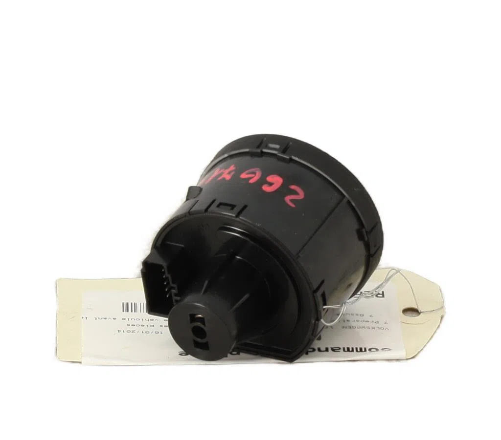 Interrupteur commande de phares Volkswagen GOLF VII (5G1, BQ1, BE1, BE2) 2.0 tdi (2012-2020) 5 portes occasion