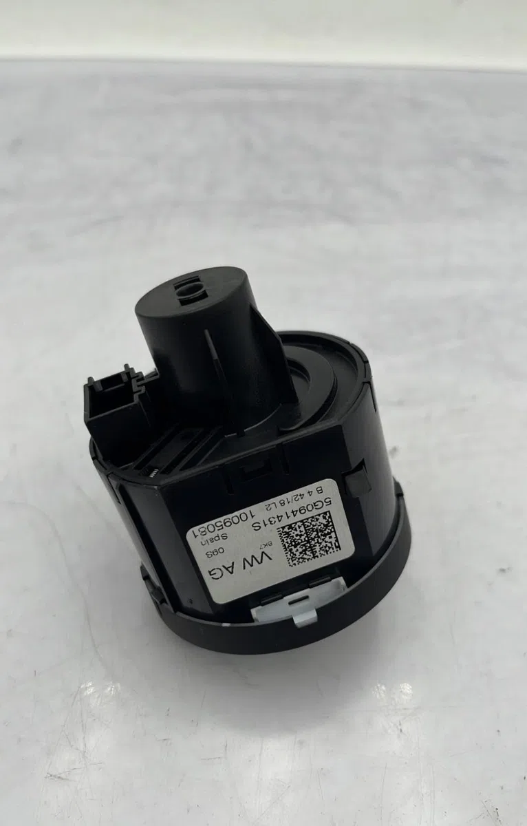 Interrupteur commande de phares VOLKSWAGEN POLO 6 PHASE 1 occasion
