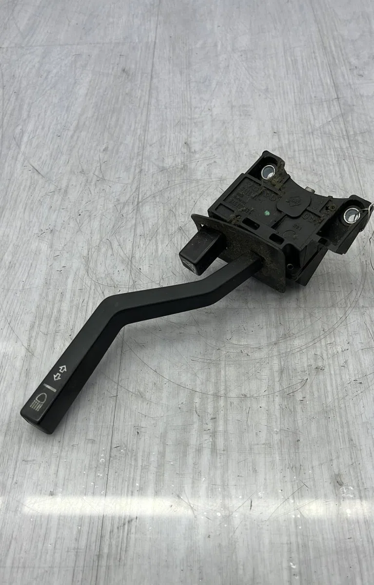 Interrupteur commande de phares VOLVO 740 PHASE 2 BREAK occasion