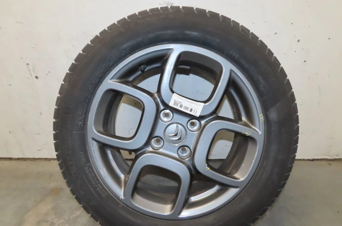 Jante aluminium 2 Citroën C4 CACTUS 1.2 thp 110 (2014) occasion