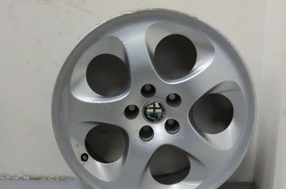 Jante aluminium Alfa romeo 147 (937_) 1.9 jtdm 8v (937.axd1a, 937.axu1a, 937.bxu1a) (2005-2010) occasion