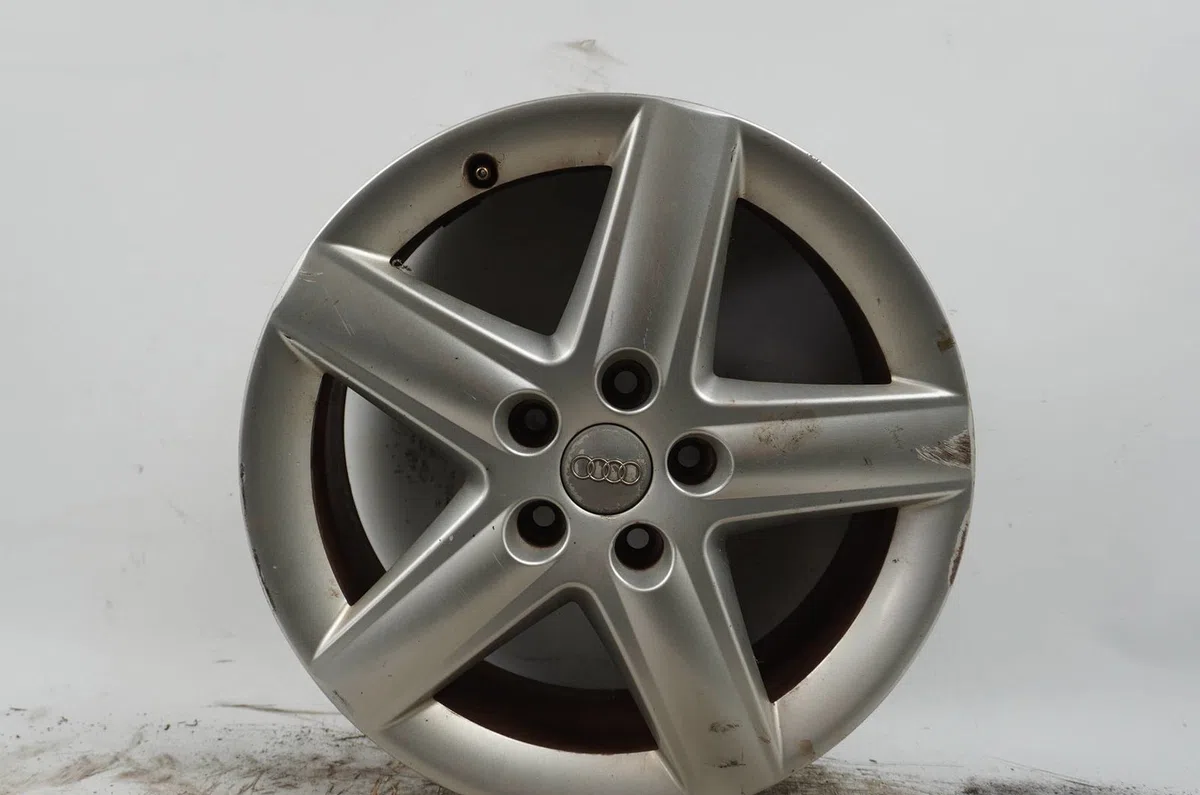 Jante aluminium Audi A3 (8P1) 2.0 tdi 16v (2003-2012) 3 portes occasion