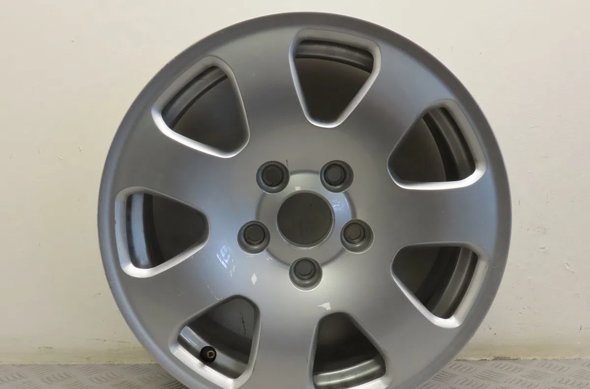 Jante aluminium Audi A4 B6 (8E2) 1.9 tdi (2000-2004) 4 portes occasion