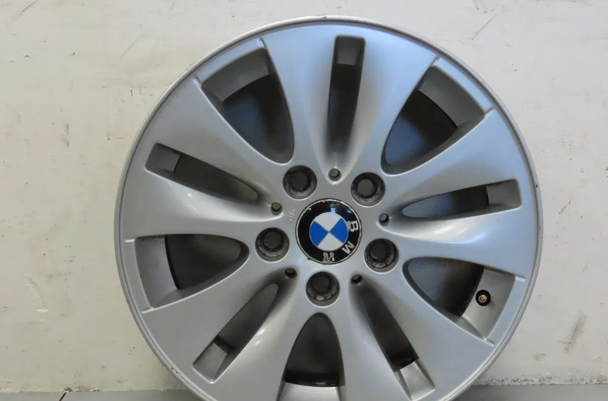 Jante aluminium Bmw 1 (E87) 118 d (2004-2007) 5 portes occasion