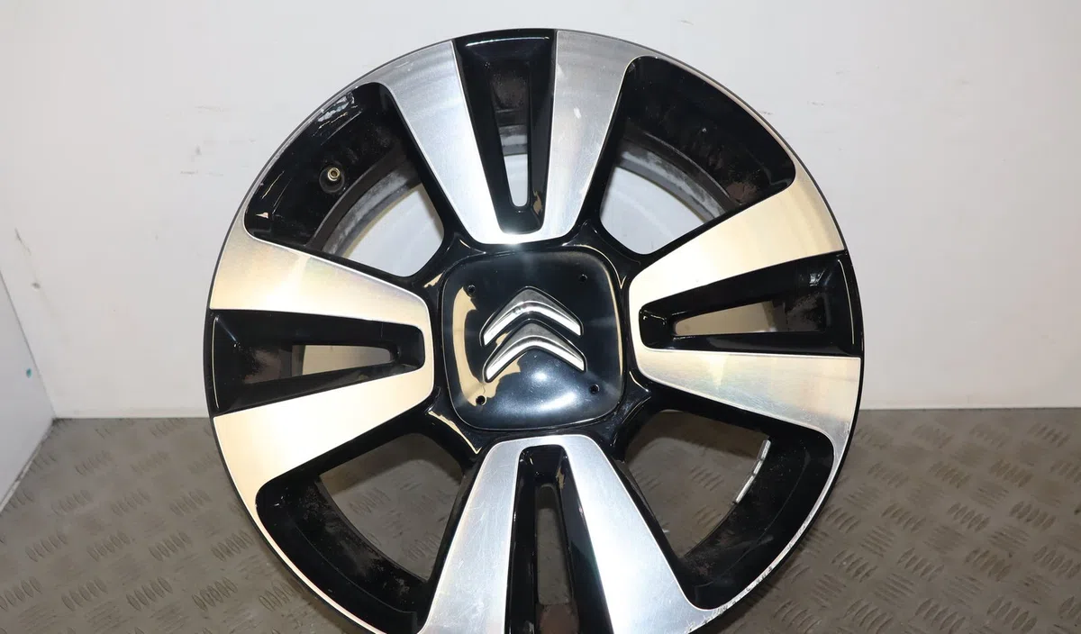Jante aluminium Citroen C3 III (SX) 1.2 puretech 82 (2018) 5 portes occasion