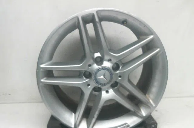 Jante aluminium Mercedes-benz CLASSE C (W204) C 220 cdi (204.008) (2007-2008) 4 portes occasion