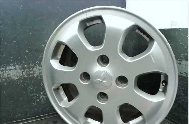 Jante aluminium Mitsubishi COLT VI (Z3_A, Z2_A) 1.5 di-d (z39a) (2004-2012) occasion