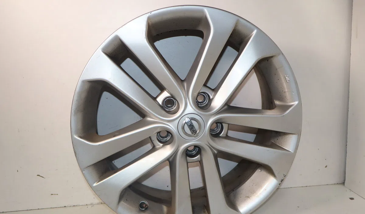 Jante aluminium Nissan JUKE (F15) 1.5 dci (2010) 5 portes occasion