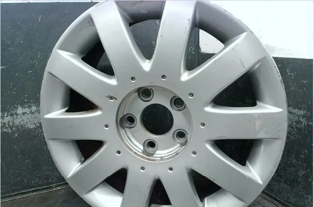 Jante aluminium Nissan PRIMERA Hatchback (P12) 2.0 (2002-2008) occasion