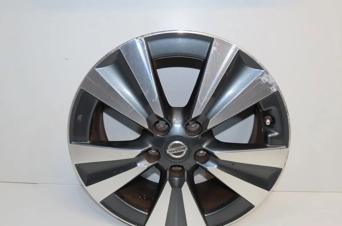 Jante aluminium Nissan PULSAR 3-5 portes (C13) 1.2 dig-t (2014) occasion