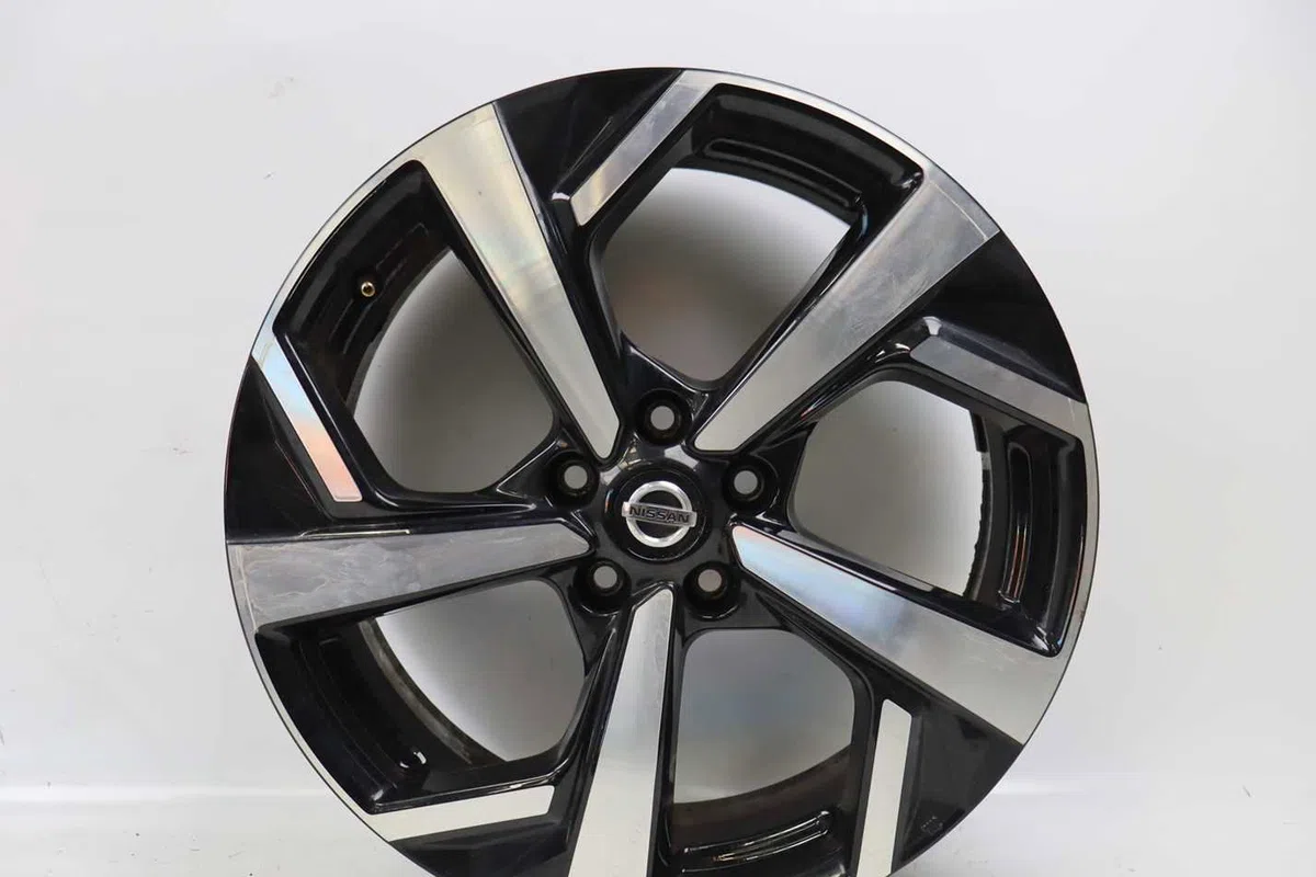 Jante aluminium Nissan QASHQAI II SUV (J11, J11_) 1.2 dig-t (2013) occasion