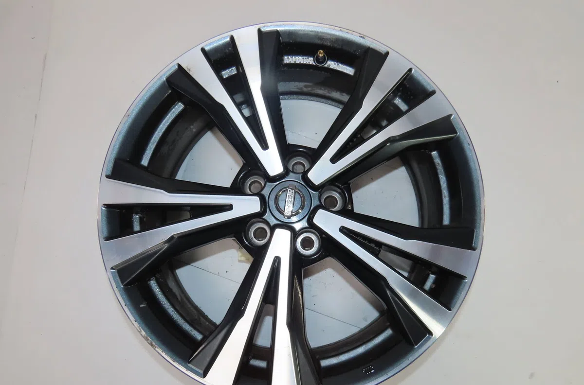 Jante aluminium Nissan QASHQAI II SUV (J11, J11_) 1.5 dci (2013) 5 portes occasion