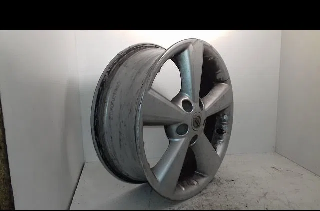 Jante aluminium Nissan QASHQAI - QASHQAI 2 I (J10, NJ10, JJ10E) 2.0 dci traction intégrale (2007-2013) 5 portes occasion