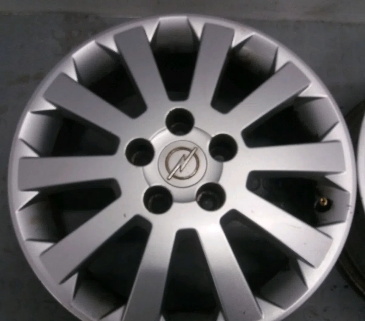 Jante aluminium Opel ZAFIRA A Monospace (T98) 2.2 dti 16v (f75) (2002-2005) 5 portes occasion