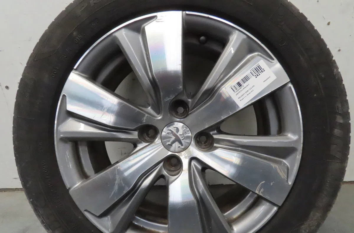 Jante aluminium PEUGEOT 2008 occasion