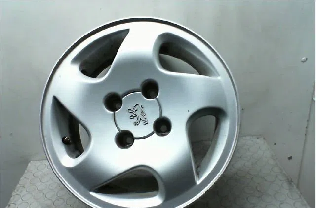 Jante aluminium Peugeot 206 3-5 portes (2A-C) 1.6 16v (2000-2009) 3 portes occasion