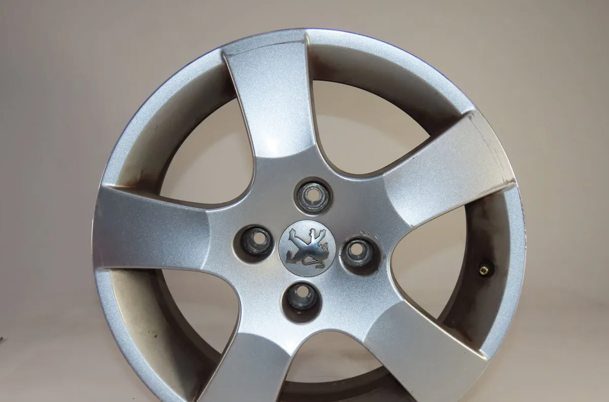 Jante aluminium PEUGEOT 207 1.6 HDI 16v 90ch occasion