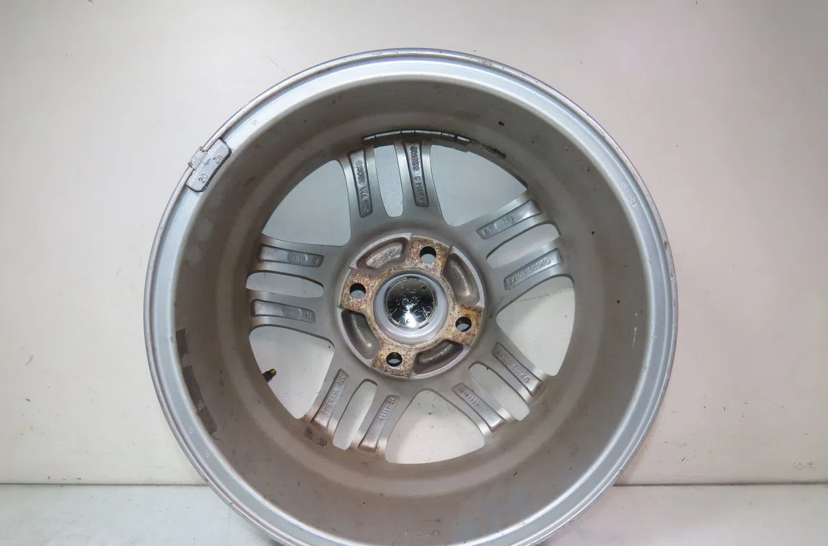 Jante aluminium Peugeot 207-207 (WA_, WC_) 1.4 hdi (2006-2015) 5 portes occasion