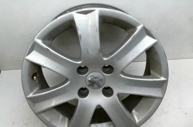 Jante aluminium Peugeot 207-207 (WA_, WC_) 1.6 hdi (2006-2013) 5 portes occasion