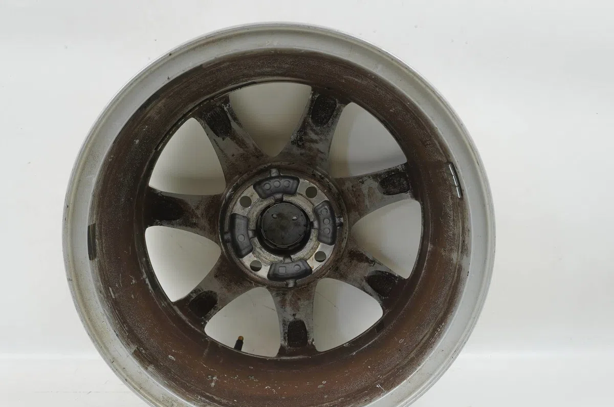 Jante aluminium Peugeot 208 I (CA_, CC_) 1.6 bluehdi 100 (2015) 5 portes occasion