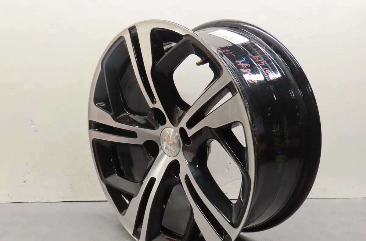 Jante aluminium Peugeot 208 I (CA_, CC_) 1.6 hdi (2012) 5 portes occasion