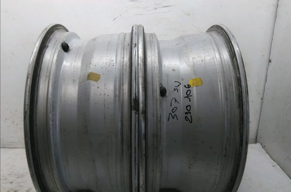 Jante aluminium Peugeot 307 Break (3E) 1.6 hdi 110 (2004-2008) 5 portes occasion