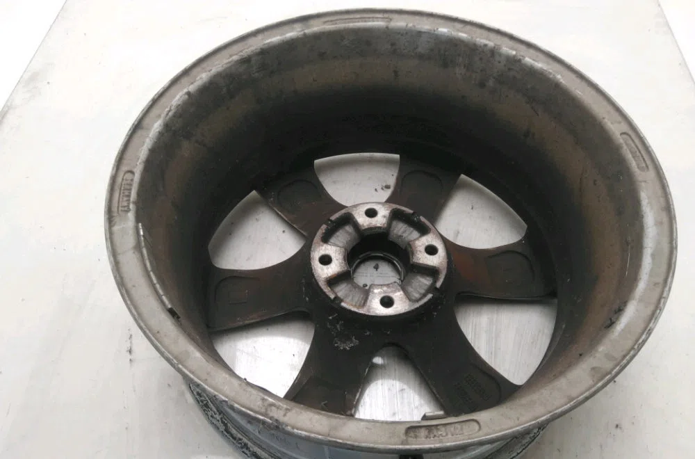 Jante aluminium Peugeot 307 Break (3E) 1.6 hdi 110 (2004-2008) 5 portes occasion