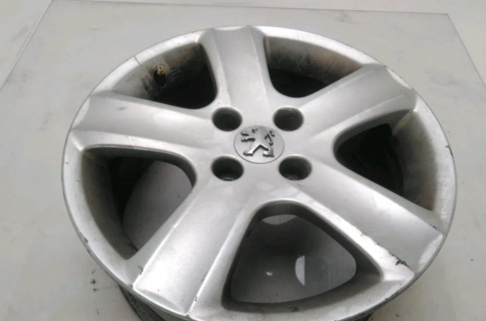 Jante aluminium Peugeot 307 Break (3E) 2.0 hdi 135 (2004-2008) 5 portes occasion