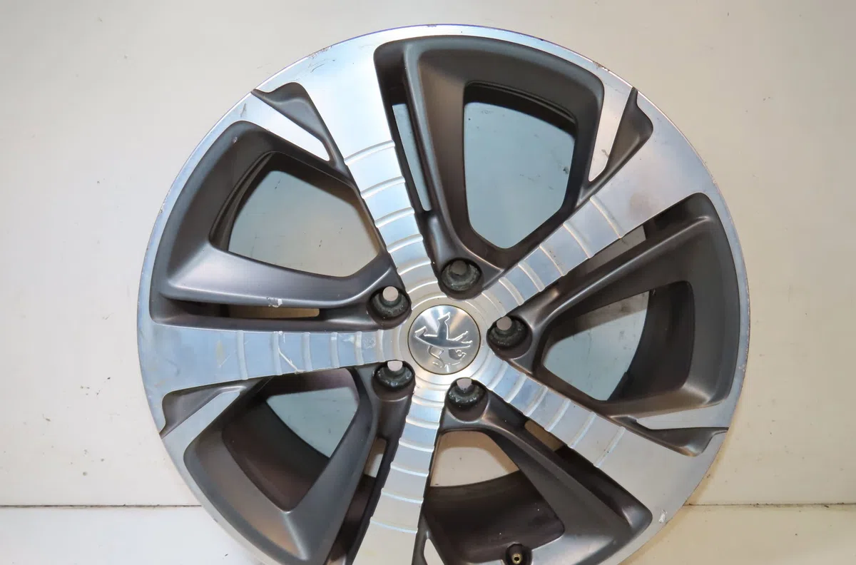 Jante aluminium Peugeot 308 II (LB_, LP_, LW_, LH_, L3_) 2.0 bluehdi 150 (2013-2021) occasion