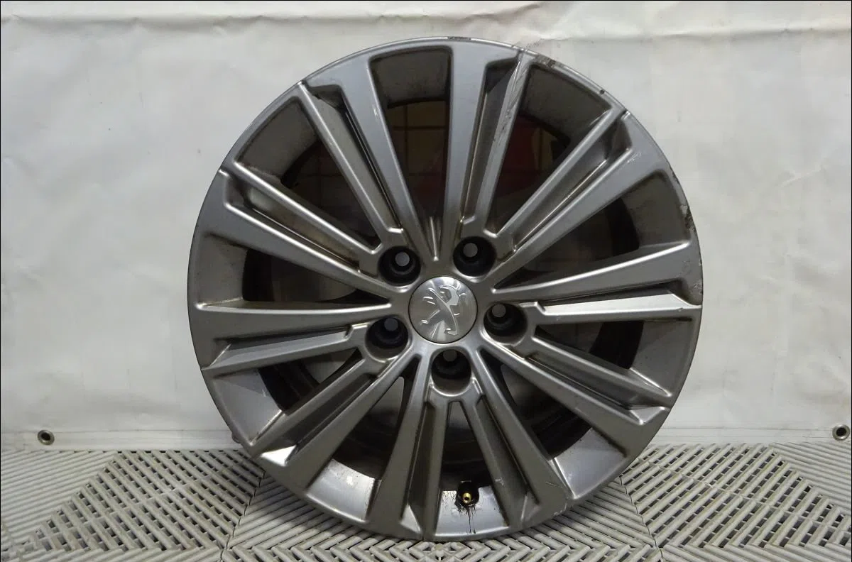 Jante aluminium Peugeot 308 SW II (LC_, LJ_, LR_, LX_, L4_) 2.0 bluehdi 150 (2014-2021) occasion