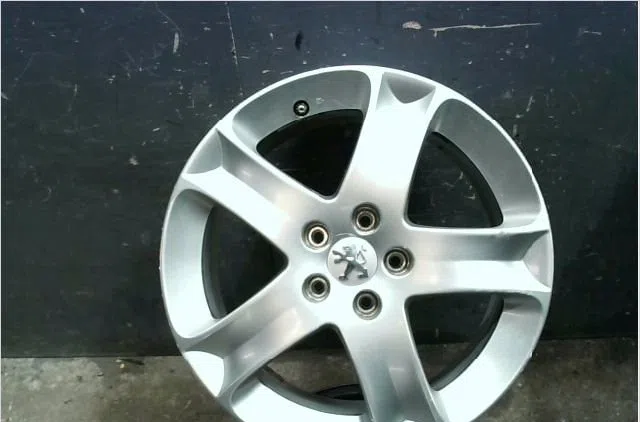 Jante aluminium Peugeot 407 SW (6E_) 2.0 (2004-2005) occasion