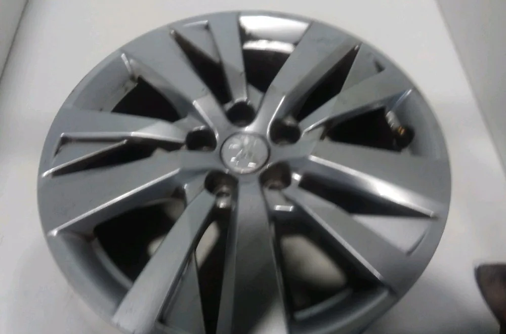 Jante aluminium Peugeot 5008 II (MC_, MJ_, MR_, M4_) 1.5 bluehdi 130 (mcyhzj, mcyhzr, mcyhzx) (2018) occasion