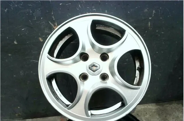 Jante aluminium Renault CLIO II (BB_, CB_) 1.5 dci (b-cb3m) (2005-2010) 3 portes occasion