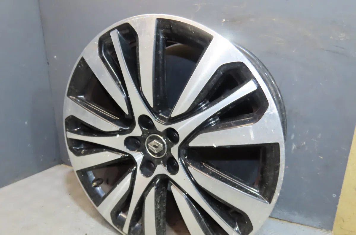 Jante aluminium Renault ESPACE V (JR_) 2.0 blue dci 200 (jral) (2018) occasion