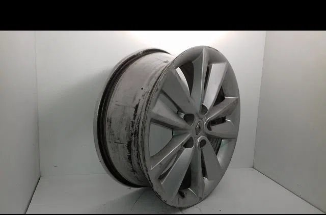 Jante aluminium Renault MEGANE III 3-5 portes (BZ0-1_, B3_) 2.0 dci (bz0y) (2010) occasion