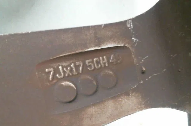 Jante aluminium Renault MEGANE III Coupé (DZ0-1_) 1.5 dci (dz09, dz0d, dz1f, dz1g, dz14, dz29) (2009-2015) 3 portes occa