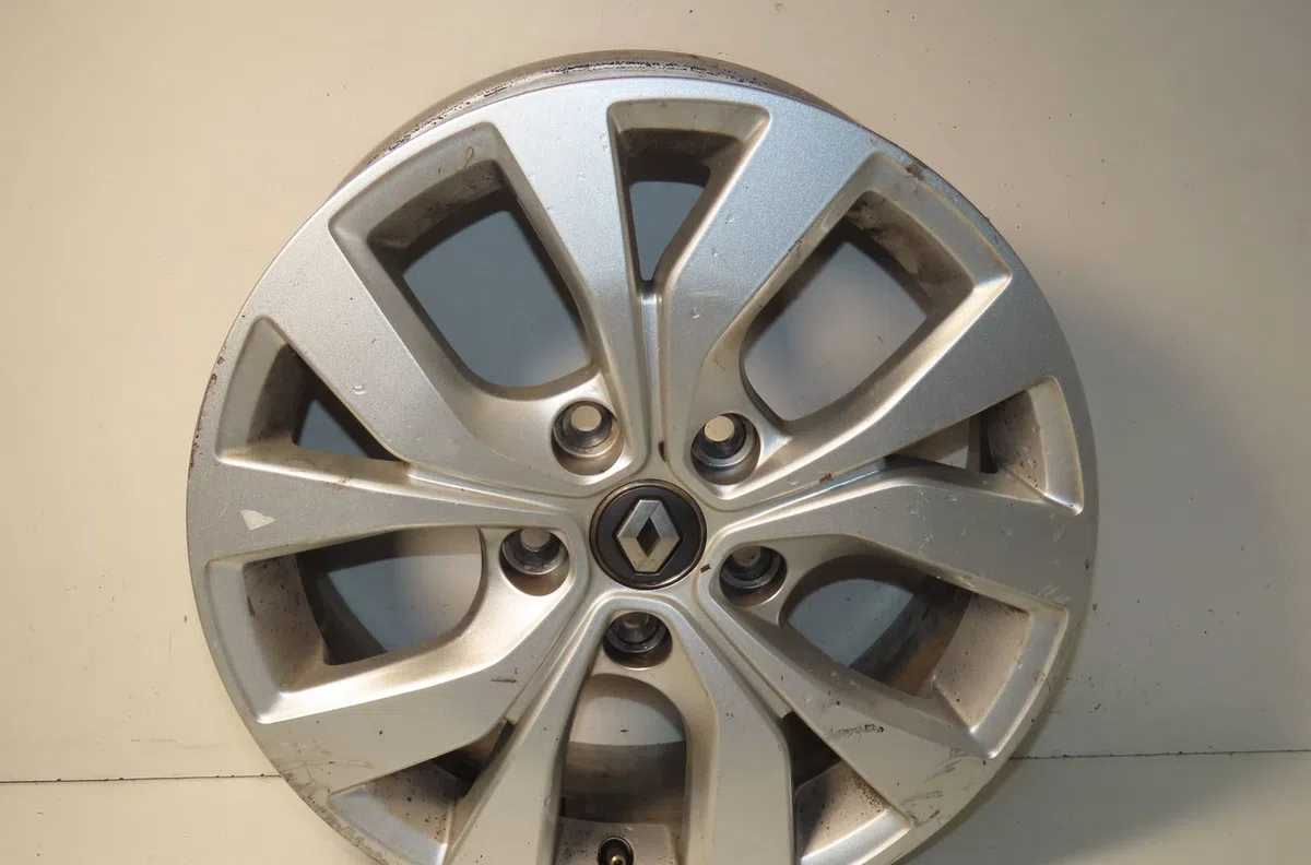 Jante aluminium Renault MEGANE IV 3-5 portes (B9A-M-N_) 1.3 tce 115 (b9n9) (2018) occasion