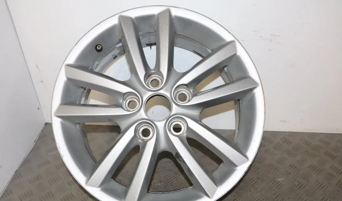 Jante aluminium Toyota AURIS (_E15_) 2.0 d-4d (ade150_) (2006-2012) occasion
