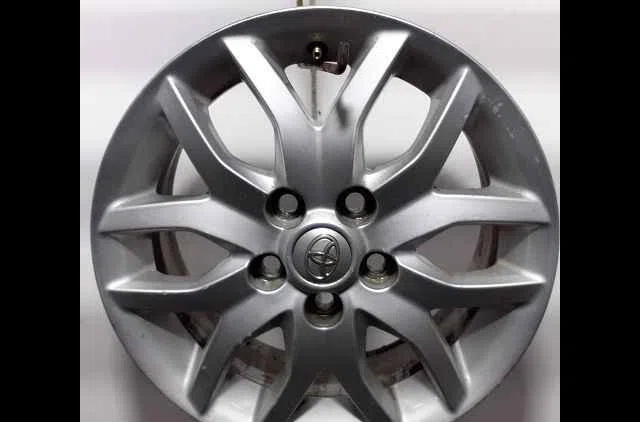 Jante aluminium TOYOTA AURIS I occasion