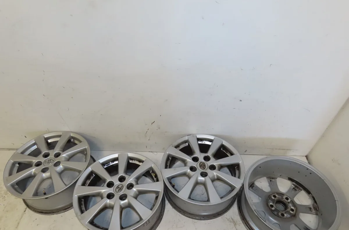 Jante aluminium Toyota AVENSIS Break (_T27_) 2.0 d-4d (adt270_) (2011-2018) occasion