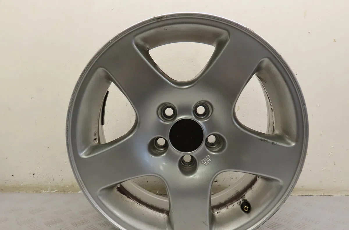 Jante aluminium Volkswagen GOLF IV (1J1) 1.4 16v (1997-2004) 5 portes occasion
